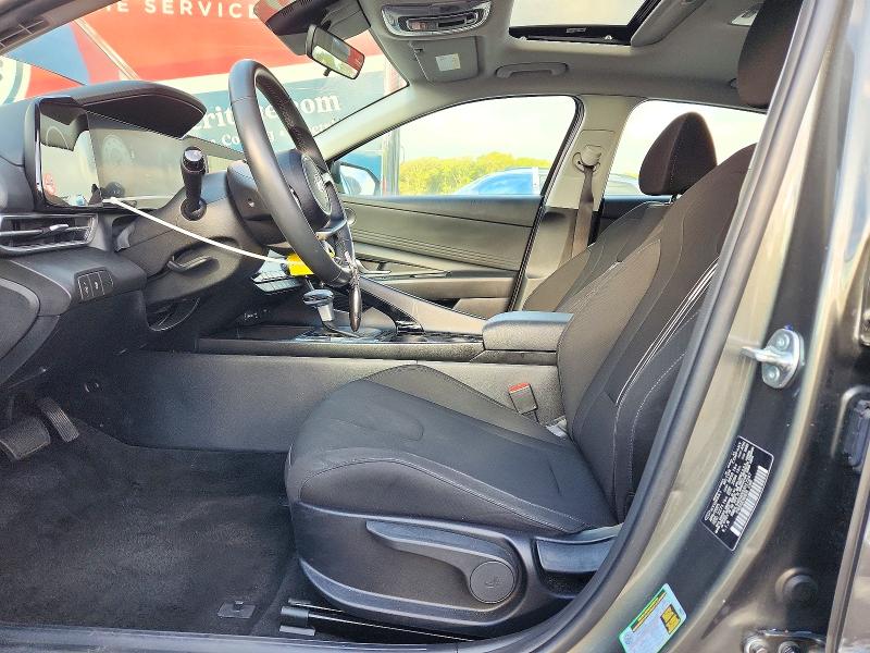 Снимка 7 от търг – 2025 HYUNDAI ELANTRA с VIN KMHLS4DG0SU017247