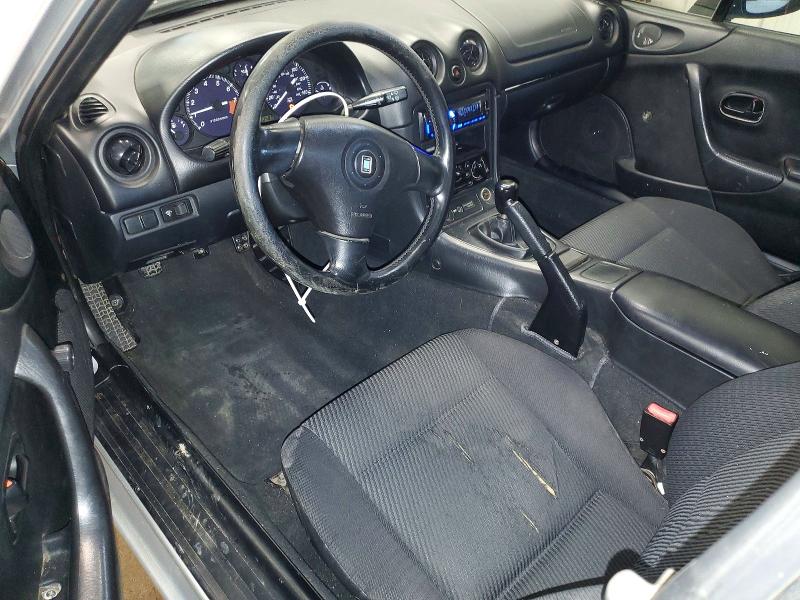 Photo 8 from auction – 1999 MAZDA MX-5 MIATA with VIN JM1NB3536X0118116