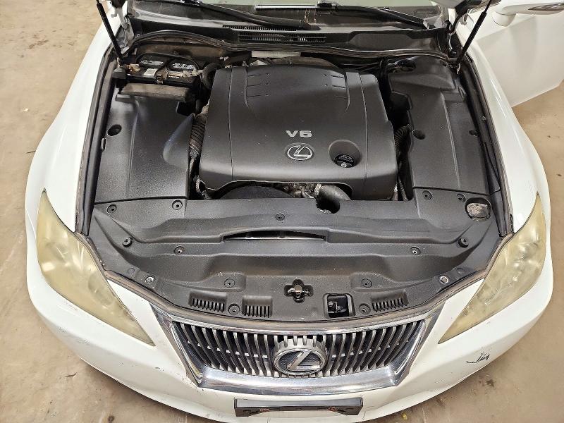 صورة رقم 11 من المزاد - 2010 LEXUS IS مع VIN JTHCF5C29A2033010