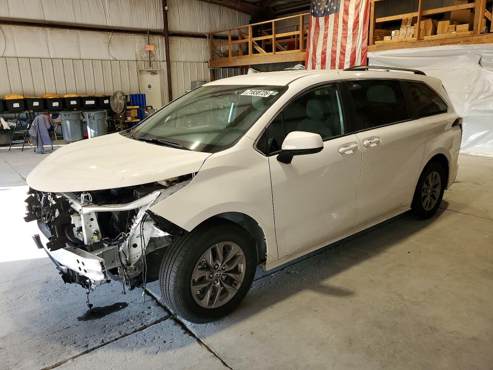 TOYOTA SIENNA 2026 с VIN 5TDKRKECXTS312602 - Снимка от търг