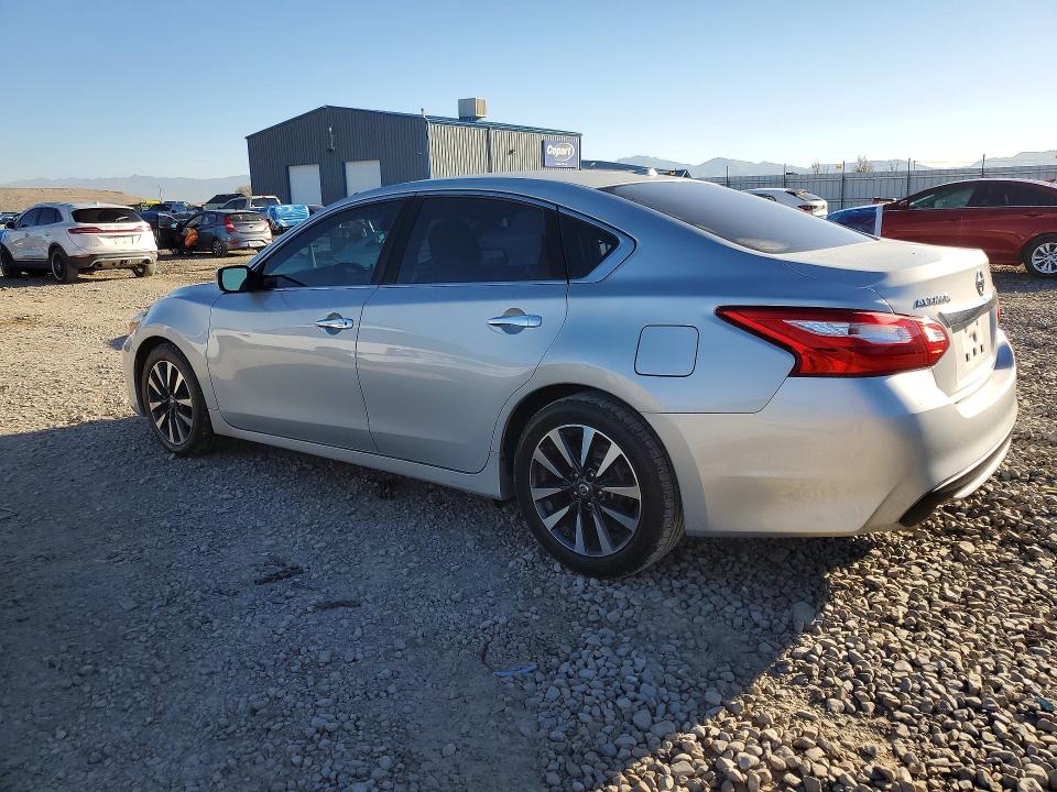 Photo 2 from auction – 2016 NISSAN ALTIMA with VIN 1N4AL3AP5GC204378