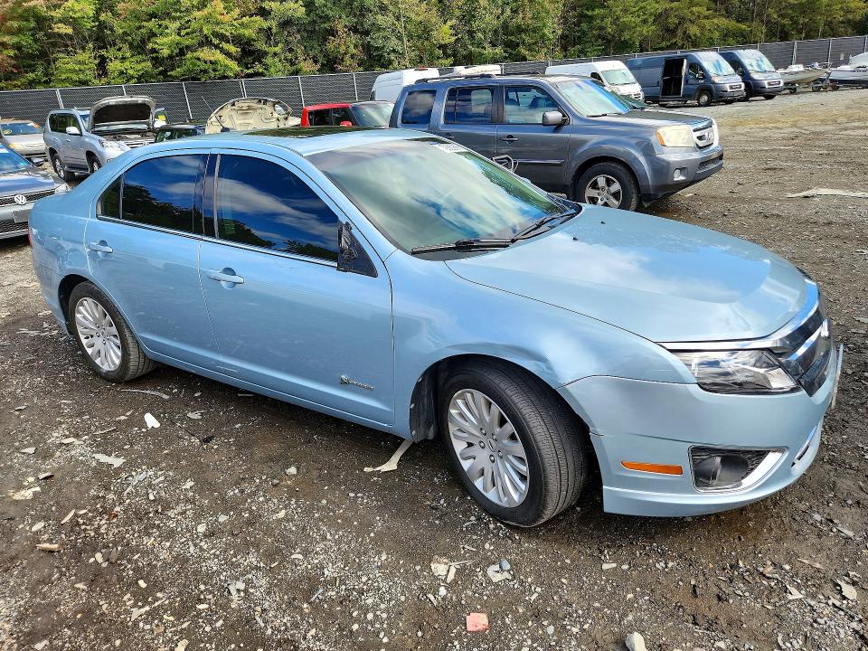 Фото 4 с аукциона – 2010 FORD FUSION с VIN 3FADP0L39AR263288
