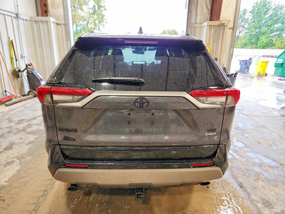Zdjęcie 6 z aukcji – 2025 TOYOTA RAV4 z VIN 2T3E6RFV7SW085221
