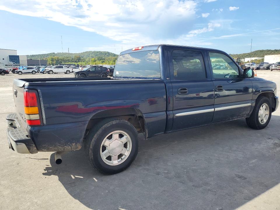Photo 3 from auction – 2005 GMC NEW SIERRA with VIN 2GTEC13T951203182
