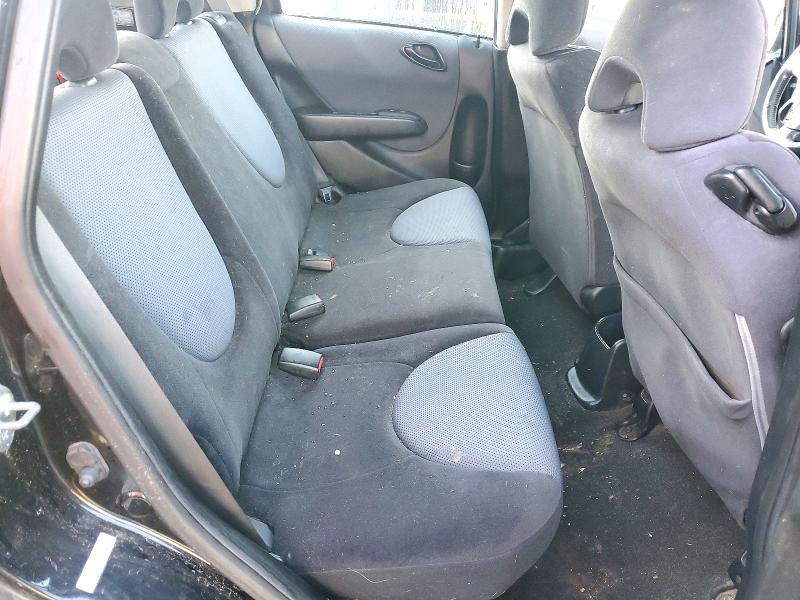 Снимка 10 от търг – 2007 HONDA FIT с VIN JHMGD38657S065856
