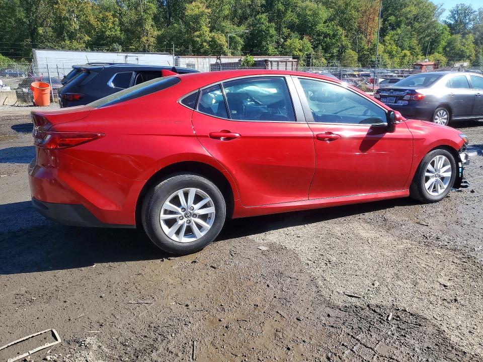 Фото 3 с аукциона – 2025 TOYOTA CAMRY с VIN 4T1DAACK9SU005996