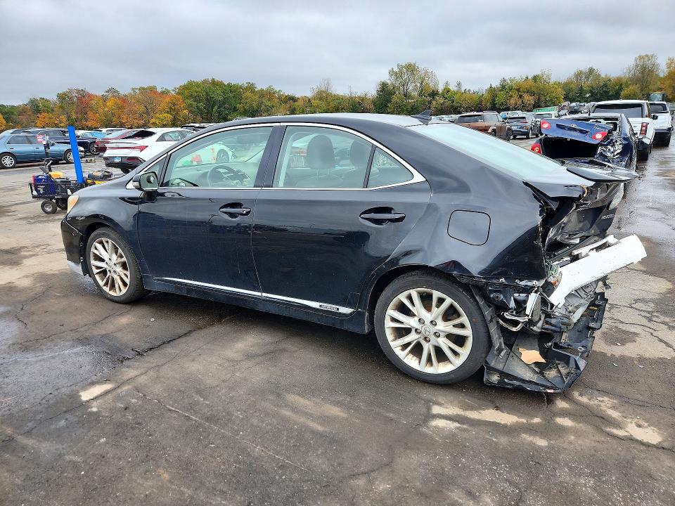 صورة رقم 2 من المزاد - 2010 LEXUS HS مع VIN JTHBB1BA0A2017870