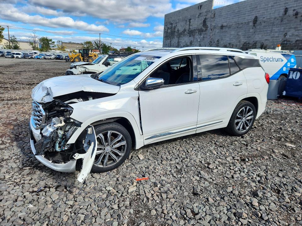 GMC TERRAIN 2019 с VIN 3GKALXEX0KL115993 - Снимка от търг