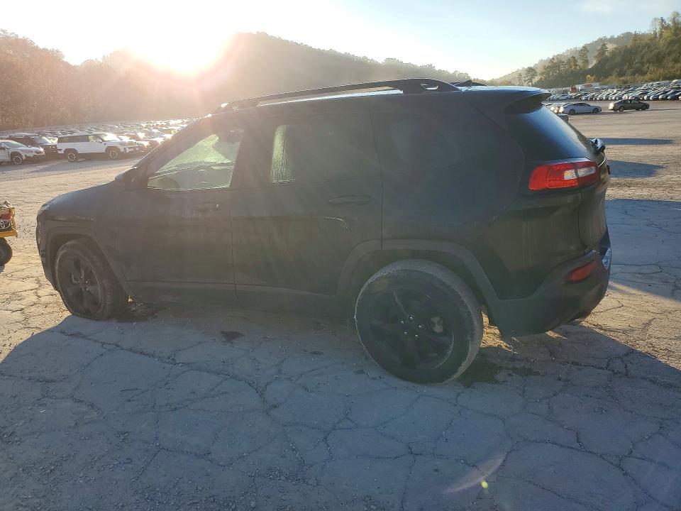 Photo 2 from auction – 2017 JEEP CHEROKEE with VIN 1C4PJLAB1HW661879