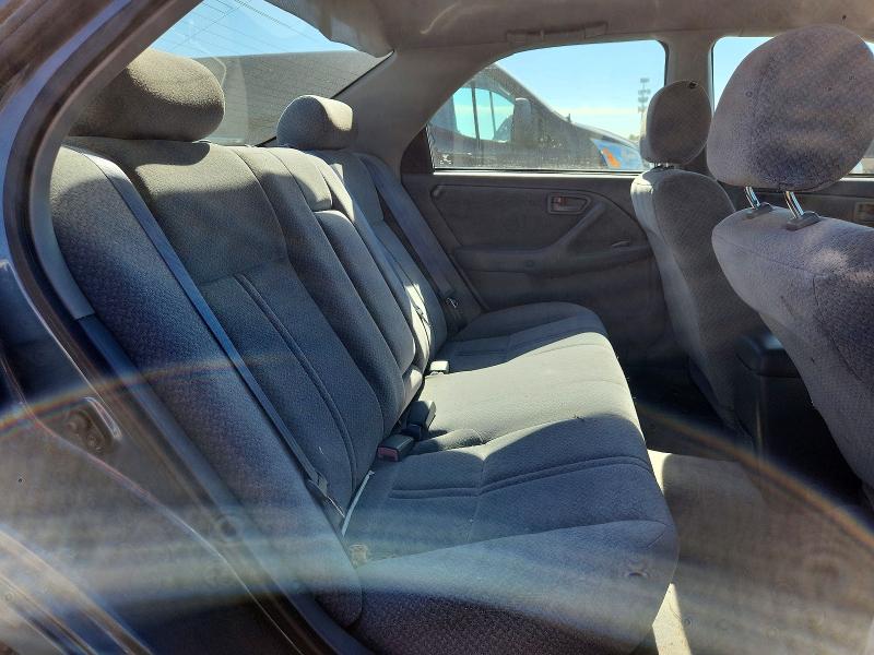 Снимка 10 от търг – 2001 TOYOTA CAMRY с VIN 4T1BG22K01U831793