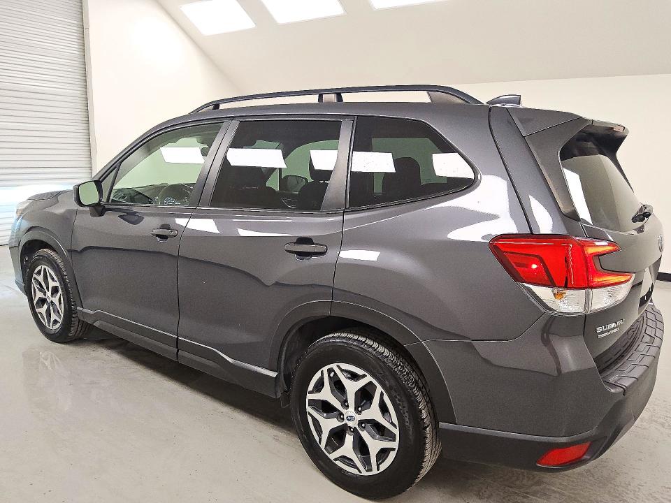 Снимка 2 от търг – 2021 SUBARU FORESTER с VIN JF2SKAJC0MH516241