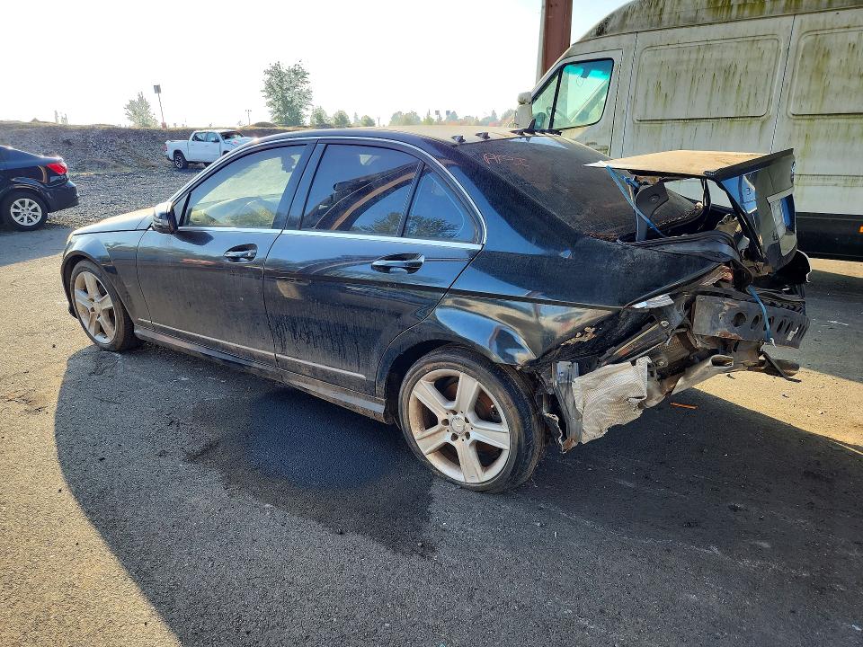 Photo 2 from auction – 2010 MERCEDES-BENZ C with VIN WDDGF5EBXAR103997