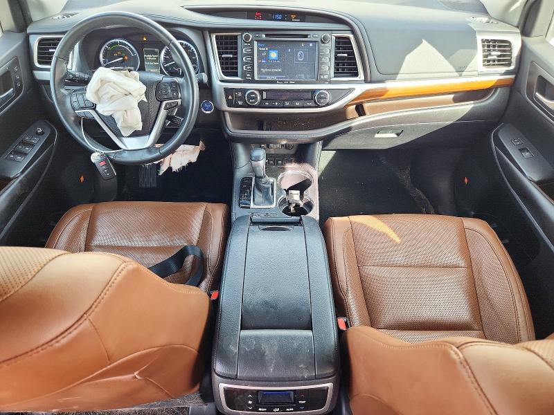 Снимка 8 от търг – 2019 TOYOTA HIGHLANDER HYBRID с VIN 5TDDGRFH7KS076636