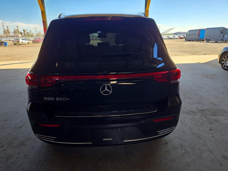 Снимка 6 от търг – 2023 MERCEDES-BENZ EQB с VIN W1N9M0CB0PN064375