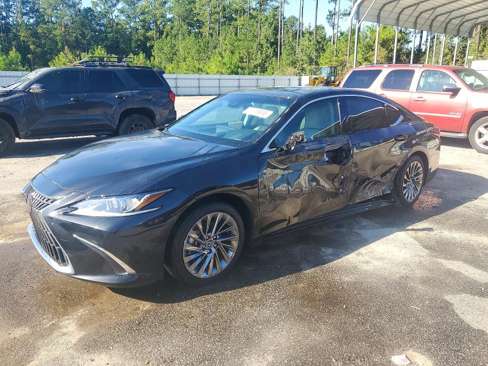 LEXUS ES 350 2024 с VIN 58AEZ1B16RU167240 - Снимка от търг