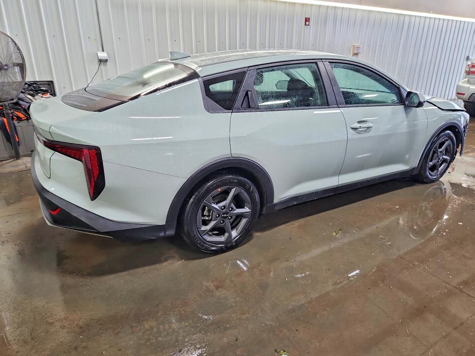 Photo 3 from auction – 2026 KIA K4 with VIN 3KPFT4DE0TE337049