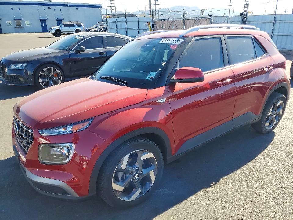 Снимка 1 от търг – 2022 HYUNDAI VENUE с VIN KMHRC8A3XNU204788