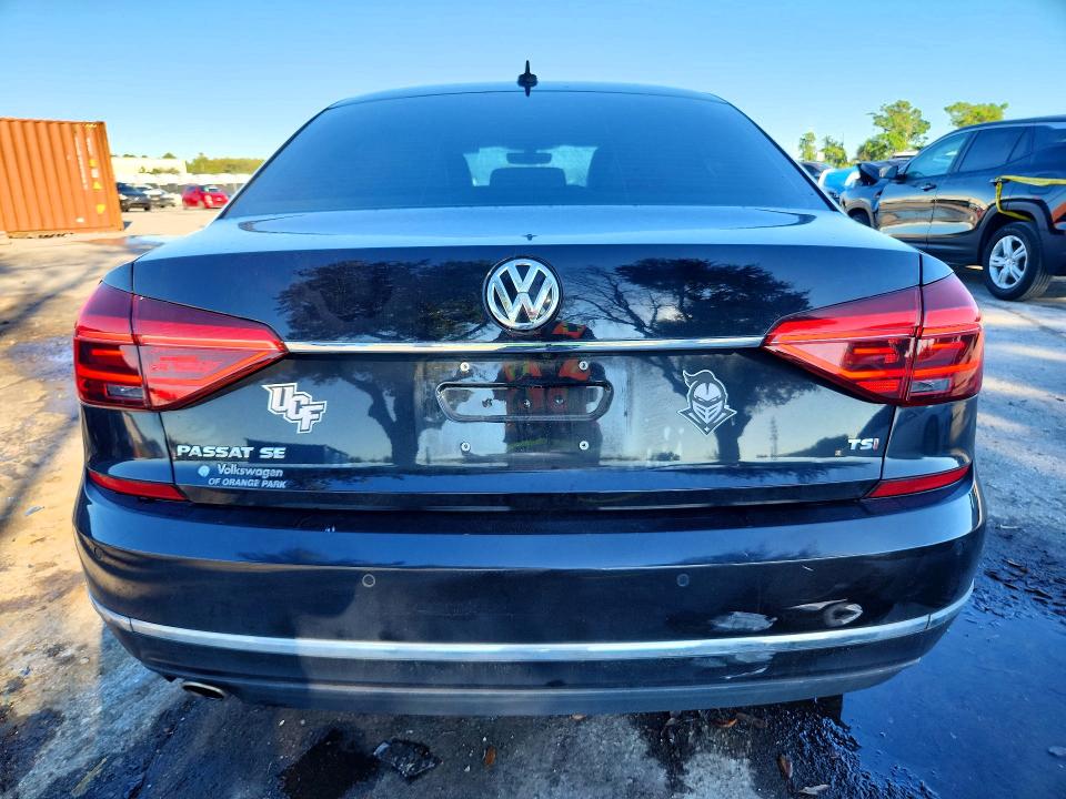 Снимка 6 от търг – 2018 VOLKSWAGEN PASSAT с VIN 1VWBA7A33JC000577