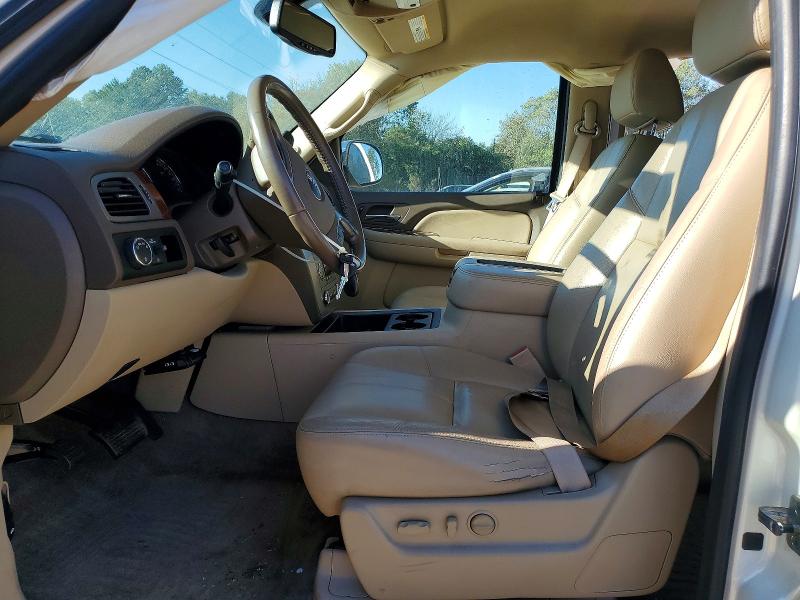 Photo 7 from auction – 2009 GMC YUKON with VIN 1GKEC33319R206235
