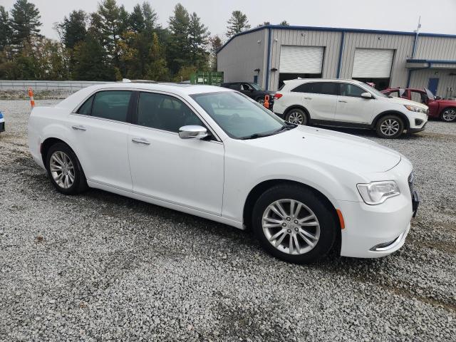 Photo 4 from auction – 2016 CHRYSLER 300C with VIN 2C3CCAEG1GH348464