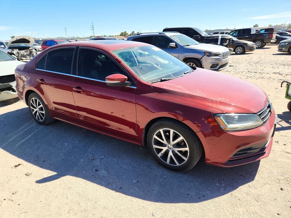 Снимка 4 от търг – 2017 VOLKSWAGEN JETTA с VIN 3VWDB7AJ9HM296623