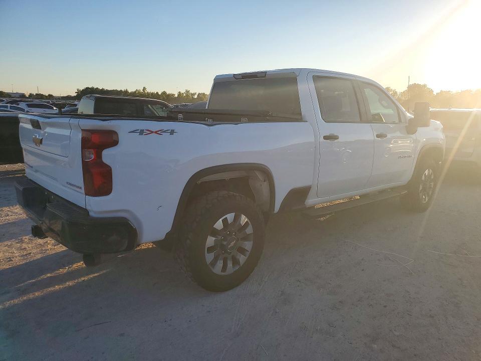 Photo 3 from auction – 2023 CHEVROLET SILVERADO with VIN 2GC4YMEY6P1725973