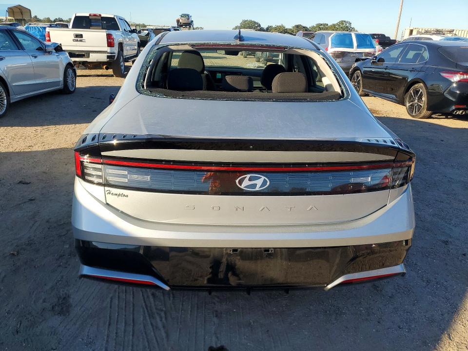 Снимка 6 от търг – 2026 HYUNDAI SONATA с VIN KMHL64JA8TA549238