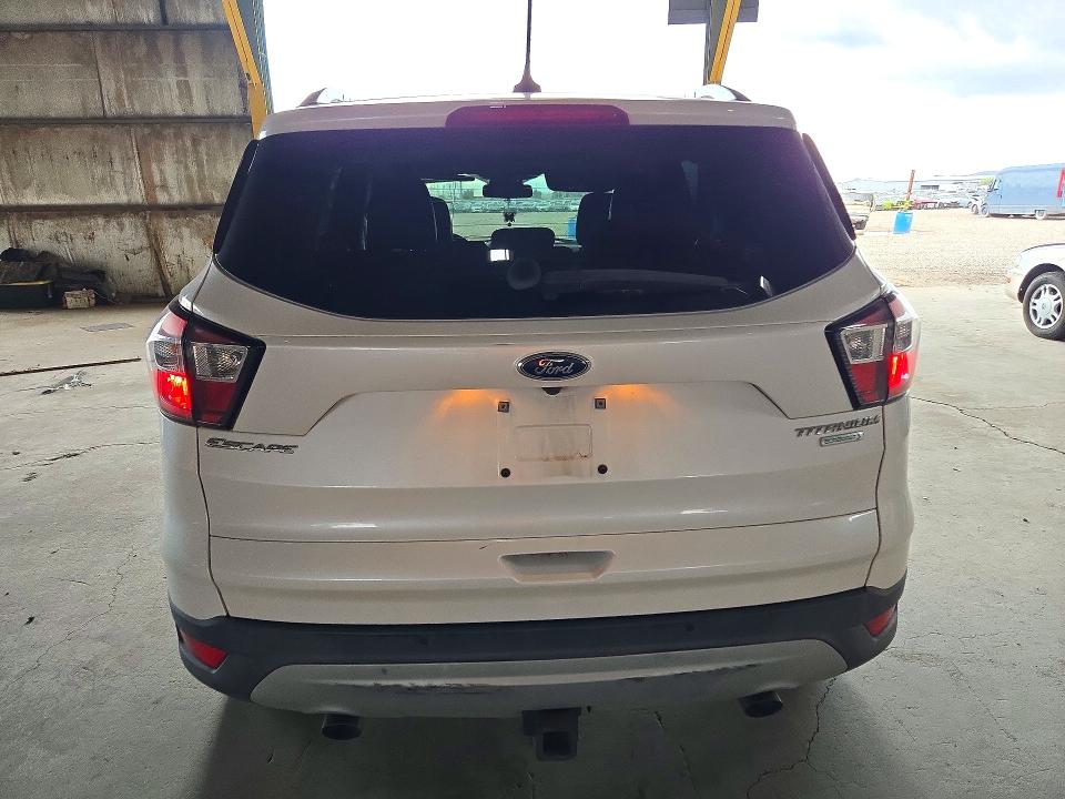 Photo 6 from auction – 2018 FORD ESCAPE with VIN 1FMCU0J91JUD51150