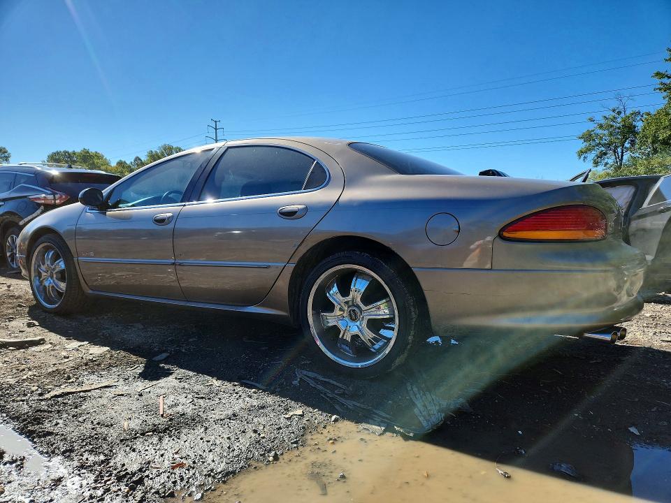 Zdjęcie 2 z aukcji – 2000 CHRYSLER LHS z VIN 2C3HC56GXYH370413