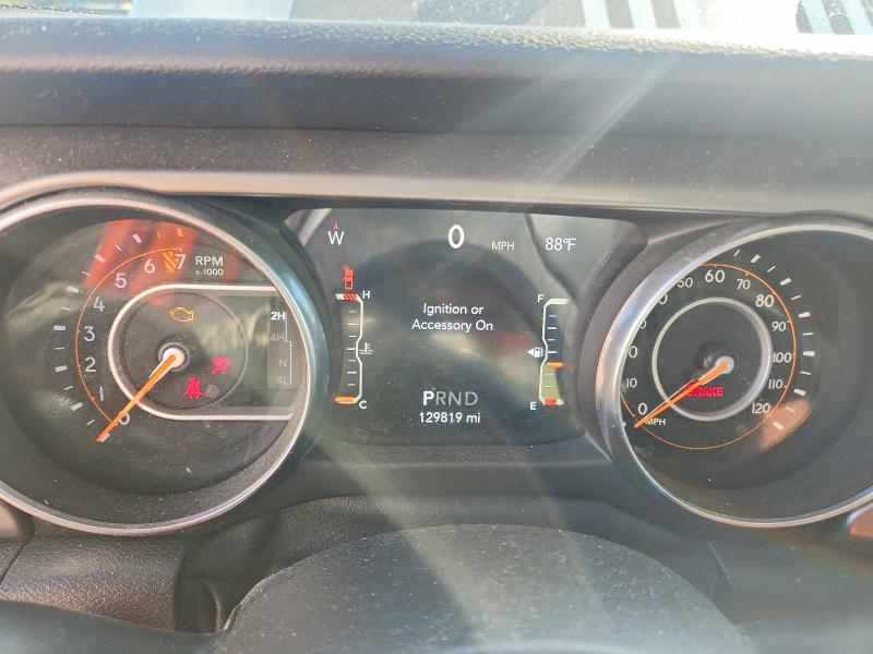Photo 9 from auction – 2020 JEEP GLADIATOR with VIN 1C6HJTAG6LL122854