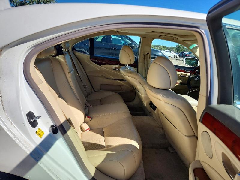 Zdjęcie 10 z aukcji – 2010 LEXUS LS z VIN JTHCL5EF3A5007977