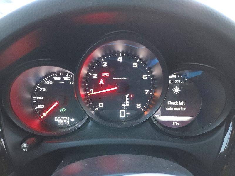 Photo 9 from auction – 2019 PORSCHE MACAN with VIN WP1AA2A54KLB06586