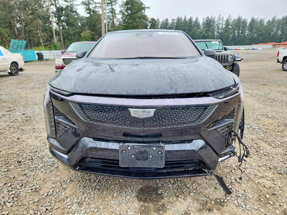 Снимка 5 от търг – 2025 CADILLAC OPTIQ с VIN 3GYK3EMR8SS160400