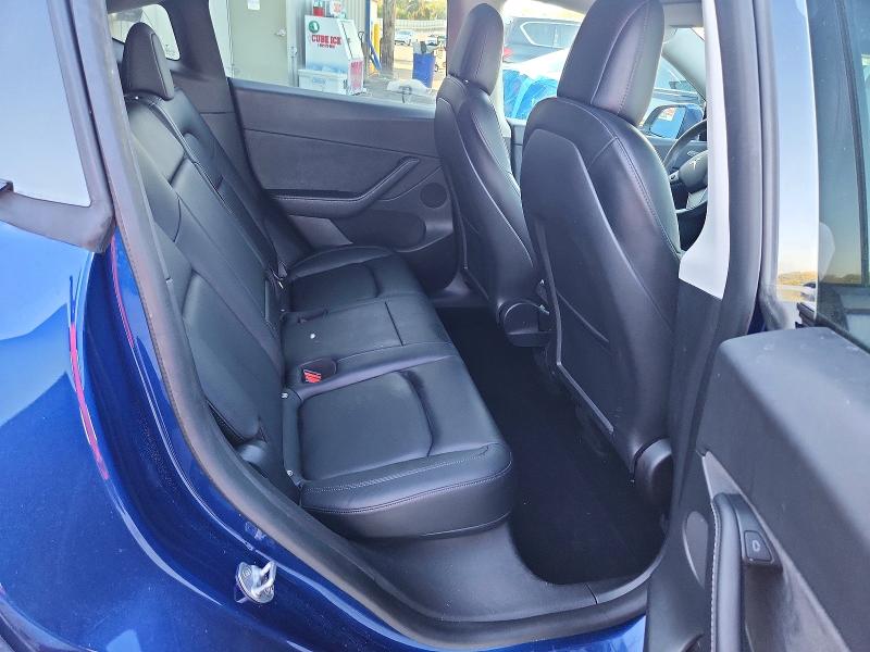 Photo 11 from auction – 2022 TESLA MODEL Y with VIN 7SAYGDEE7NF365510