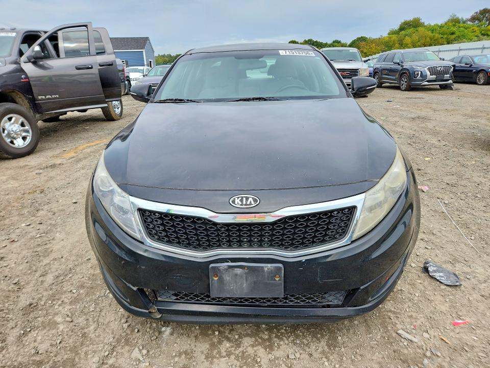 Photo 5 from auction – 2012 KIA OPTIMA with VIN 5XXGM4A75CG026733