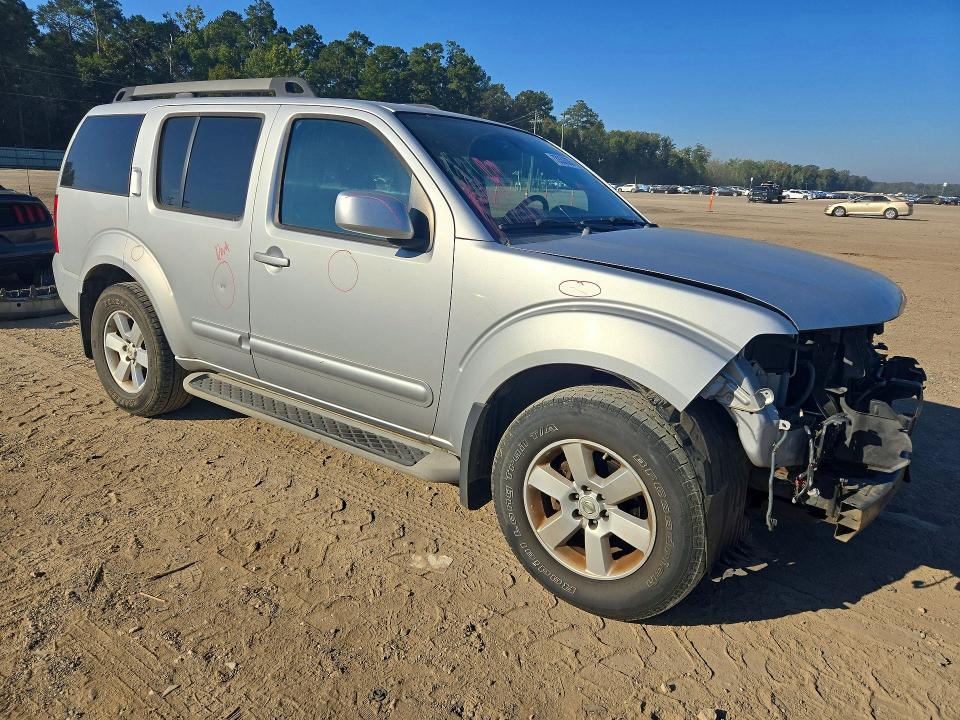 Снимка 4 от търг – 2011 NISSAN PATHFINDER с VIN 5N1AR1NN1BC621152