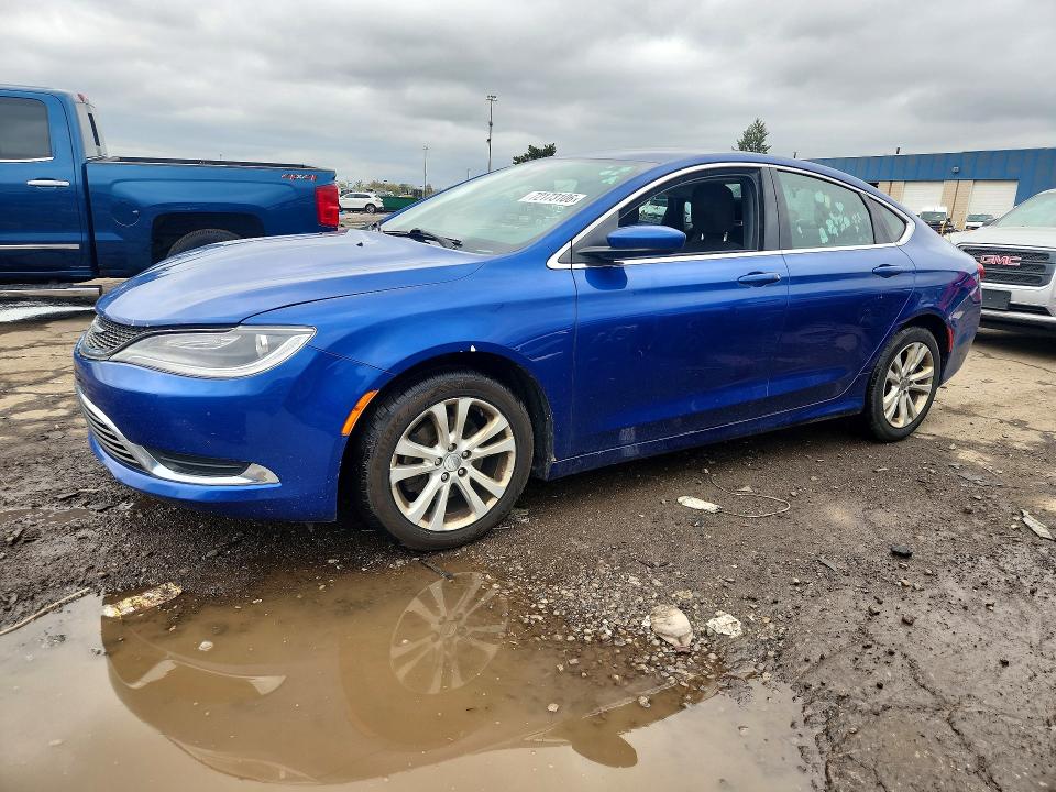 CHRYSLER 200 2015 с VIN 1C3CCCAB2FN538205 - Снимка от търг
