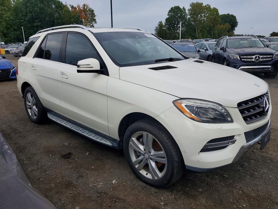 Photo 4 from auction – 2013 MERCEDES-BENZ ML with VIN 4JGDA5HB3DA153940