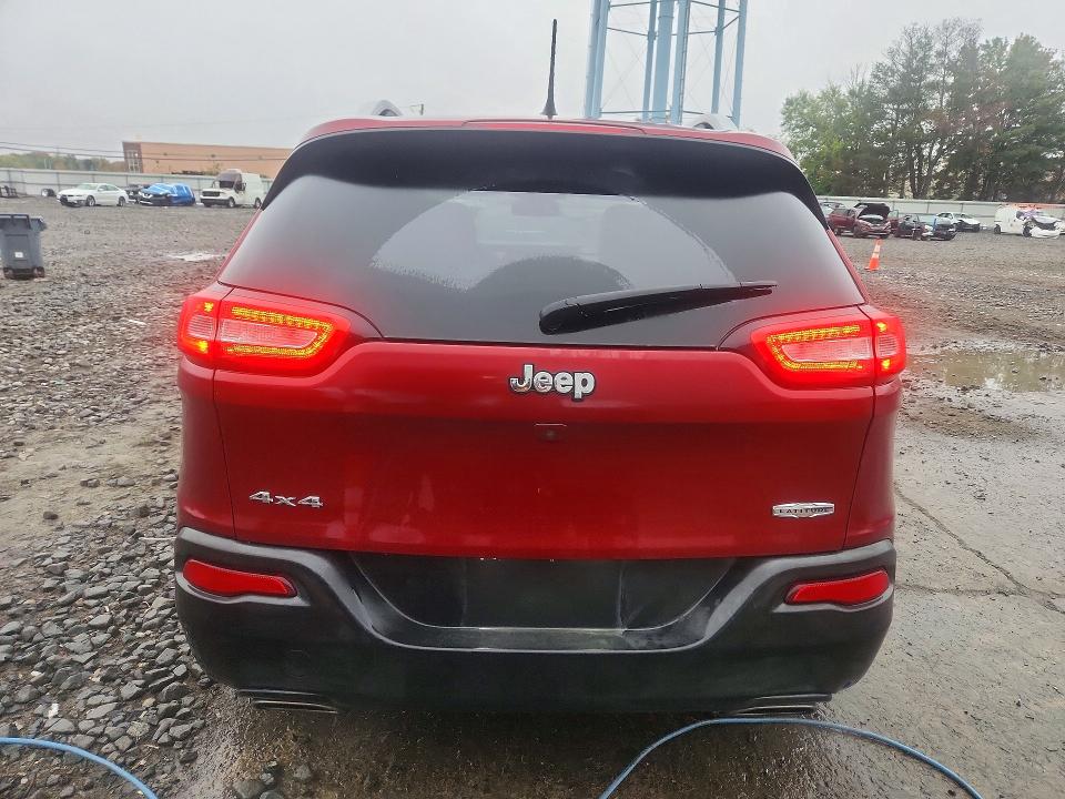 Снимка 6 от търг – 2017 JEEP CHEROKEE с VIN 1C4PJMCS2HW513579