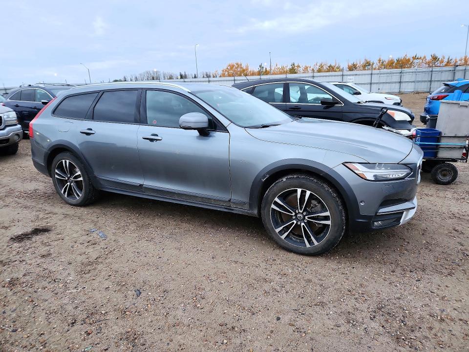 Снимка 4 от търг – 2018 VOLVO V90 CROSS COUNTRY с VIN YV4A22NL0J1014454