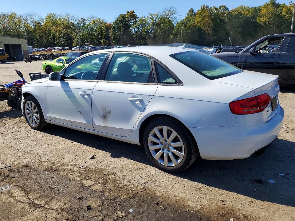 Снимка 2 от търг – 2012 AUDI A4 с VIN WAUBFAFL0CA114199