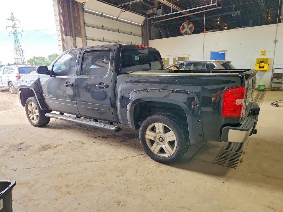 Снимка 2 от търг – 2007 CHEVROLET SILVERADO с VIN 2GCEK13M771581404
