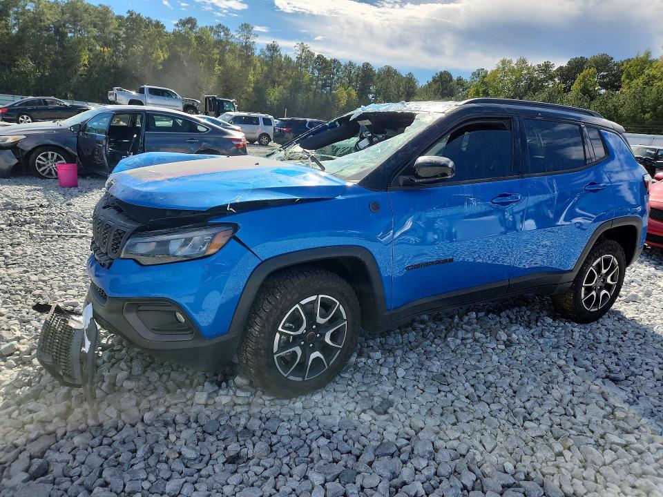 JEEP COMPASS 2026 with VIN 3C4NJDDN4TT173995 - Photo from auction
