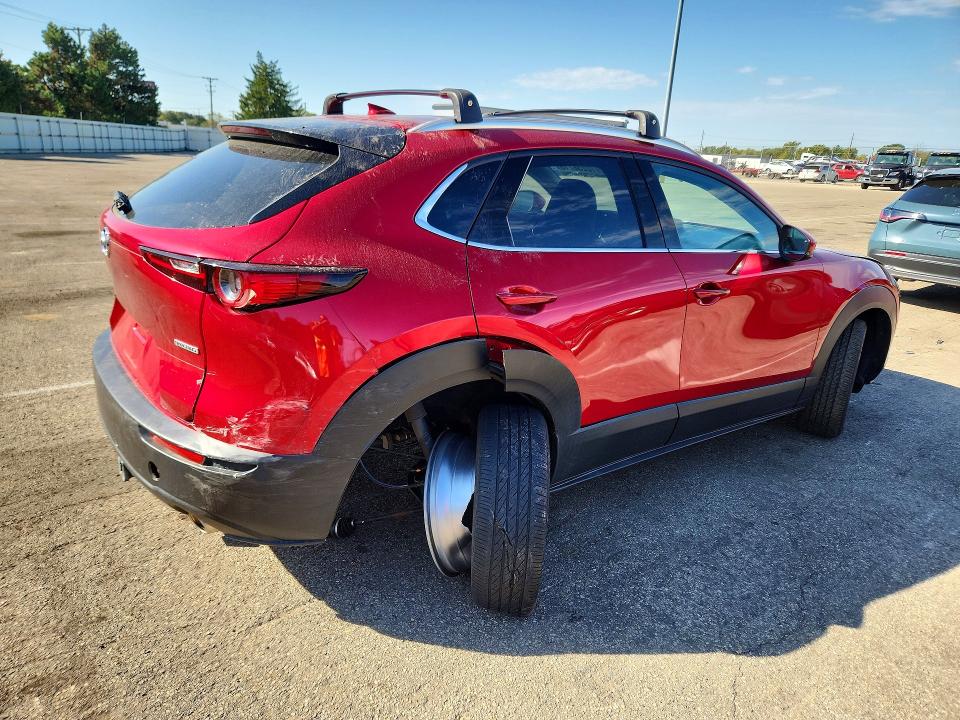 Foto 3 de la subasta – 2020 MAZDA CX-30 con VIN 3MVDMBEM4LM136001