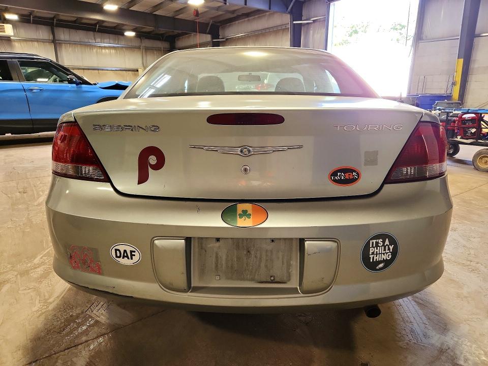Zdjęcie 6 z aukcji – 2006 CHRYSLER SEBRING z VIN 1C3EL56RX6N132022