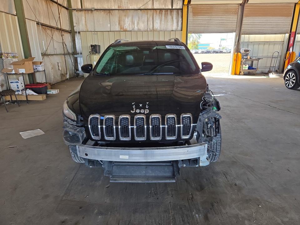 Снимка 5 от търг – 2017 JEEP CHEROKEE с VIN 1C4PJLDB8HW526118