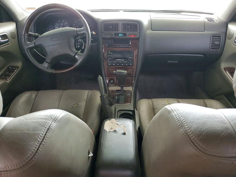 Снимка 8 от търг – 1999 INFINITI I30 с VIN JNKCA21A5XT777553