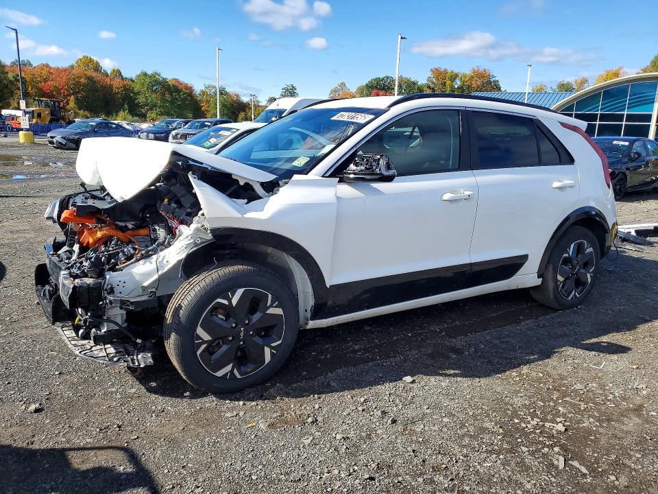 KIA NIRO 2024 с VIN KNDCR3L17R5122248 - Снимка от търг