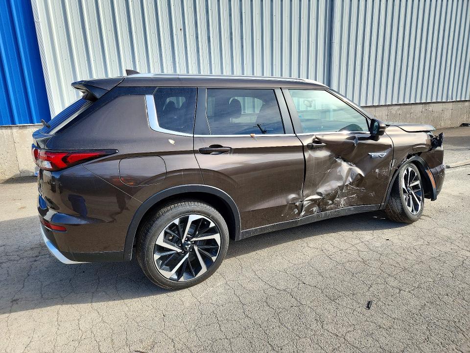 Снимка 3 от търг – 2023 MITSUBISHI OUTLANDER с VIN JA4T5UA97PZ620394