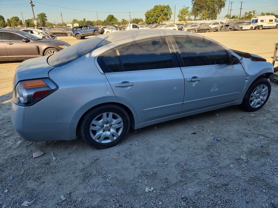 Photo 3 from auction – 2009 NISSAN ALTIMA with VIN 1N4AL21E89N480943